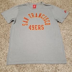 Nike San Francisco 49ers shirt large